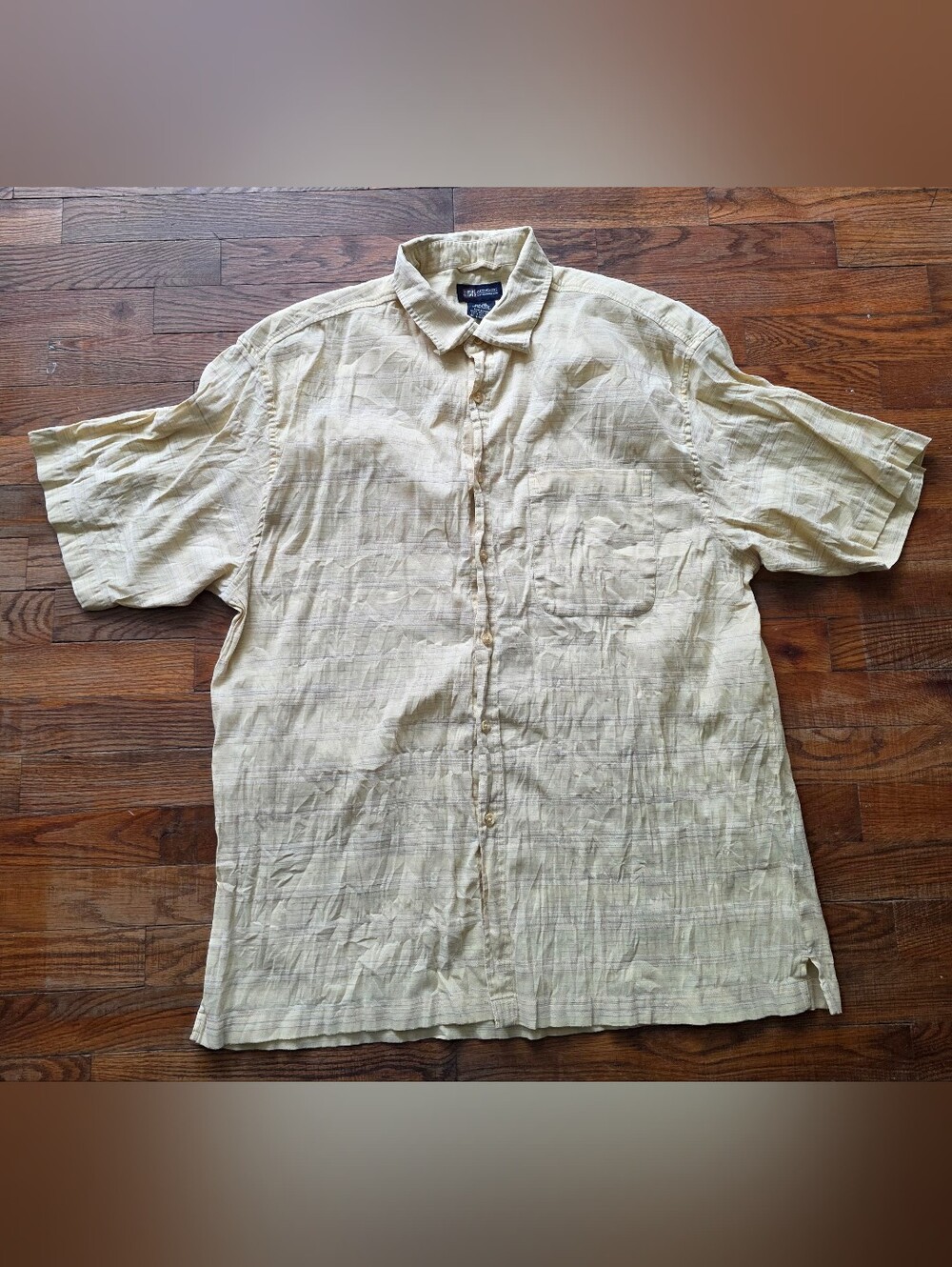 Faded Glory Men's Short Sleeve Button-Down Shirt in Pale Yellow